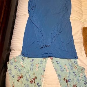 Little Sleepies men size Xs Frozen Pajamas